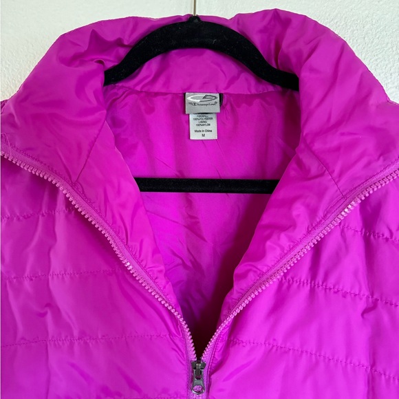 Champion Magenta Puffer Jacket, Size Medium - Picture 4 of 4